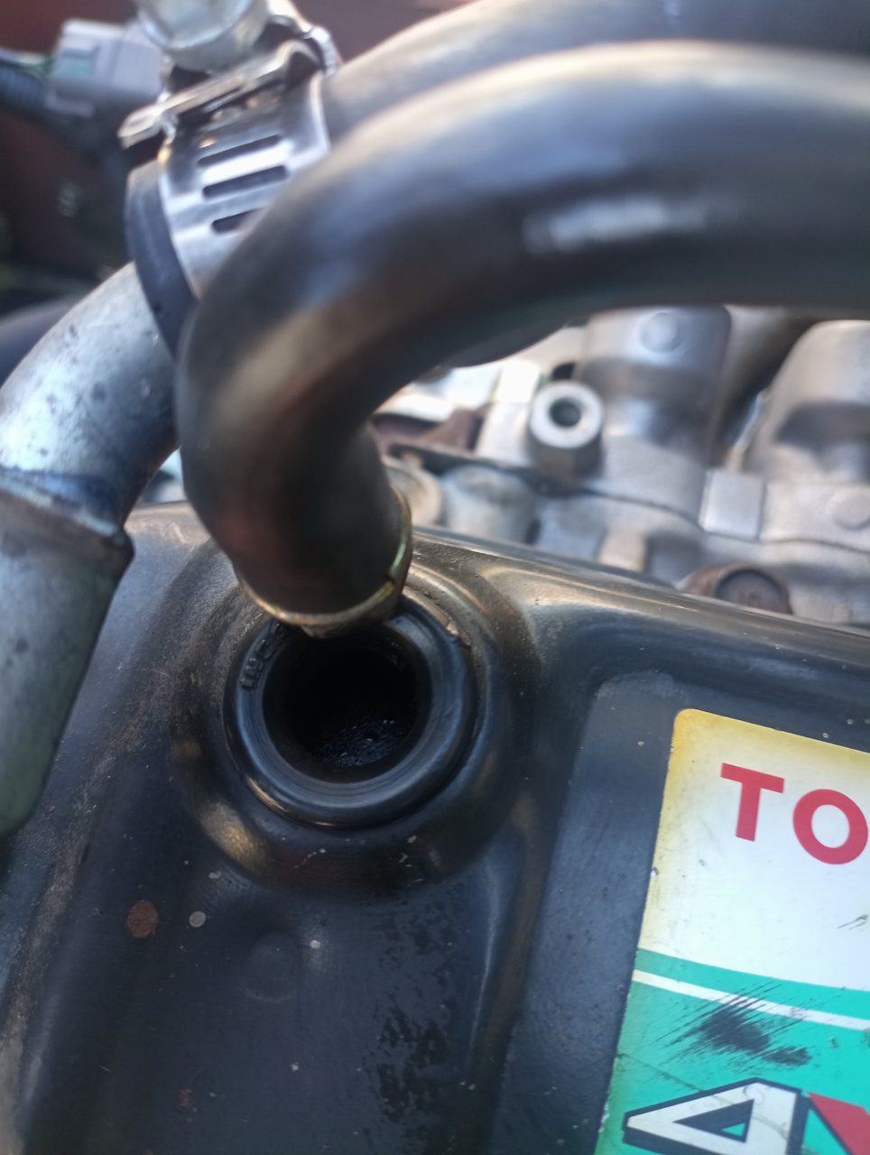 Cambio de aceite y mantenimiento de motor de montacargas Toyota