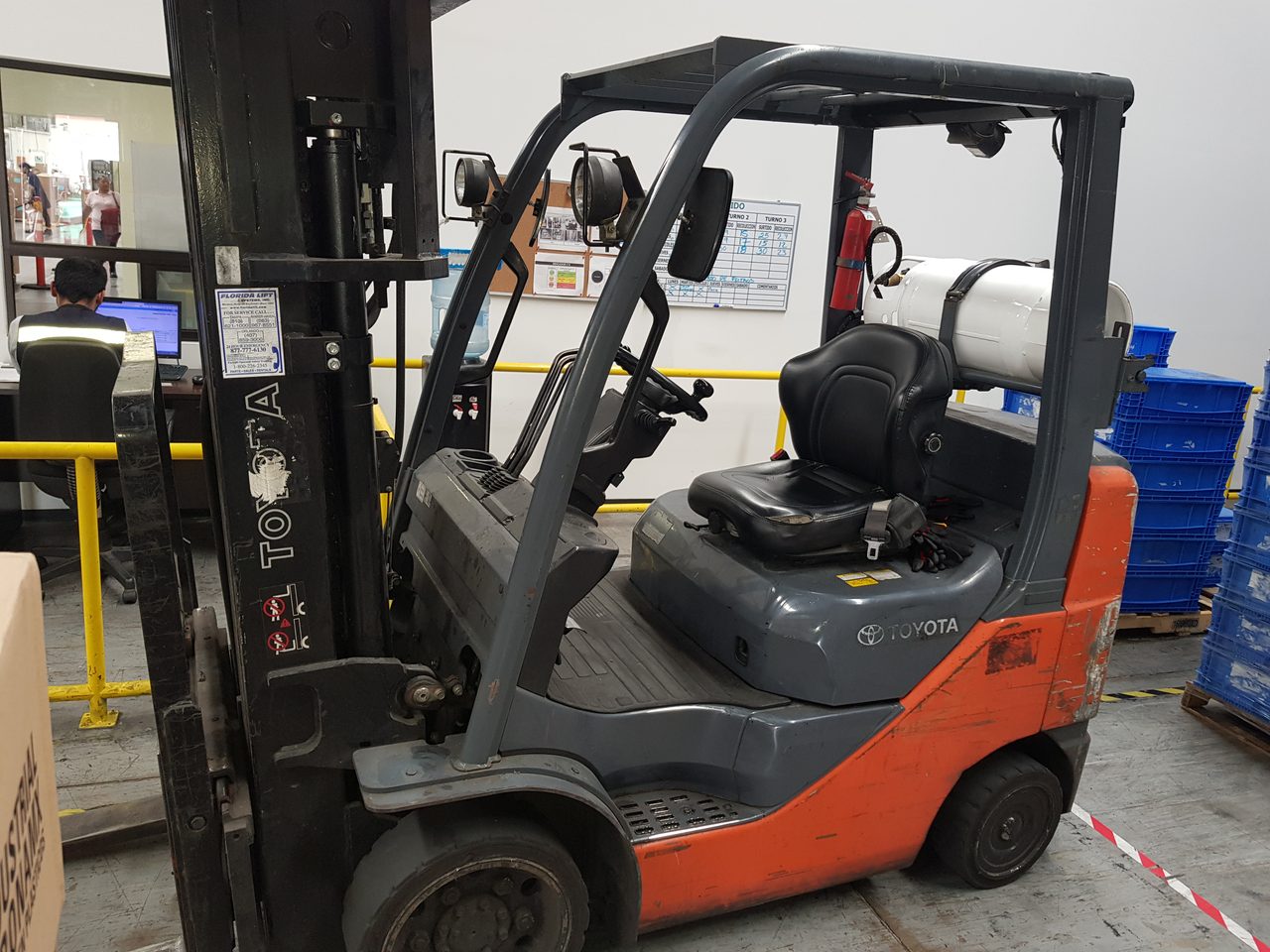 Servicio de mantenimiento de montacargas Toyota en Guadalajara